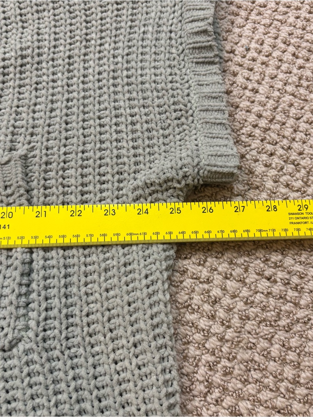 POL Clothing Womens Short Sleeve V-Neckline Knit Sweater Size Small Sage - Picture 10 of 12